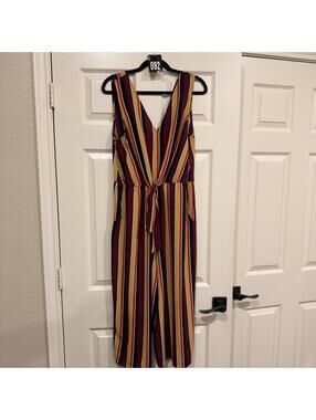 #92 AUW Stripped jumper 21” PTP size Large